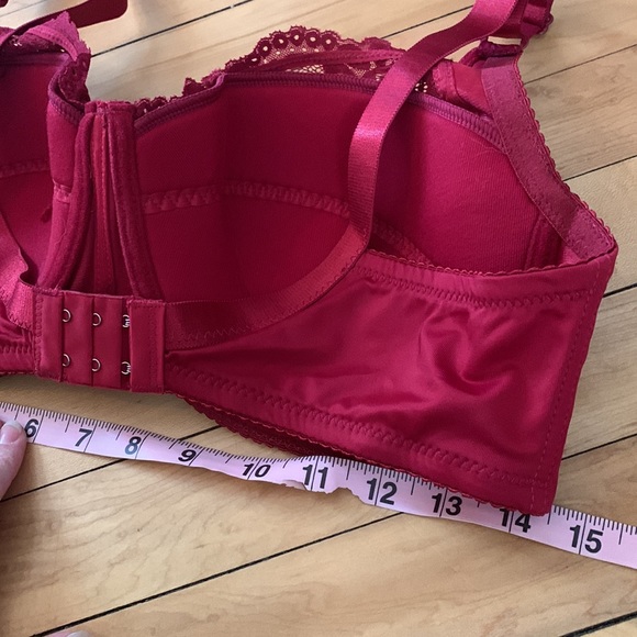 Yalisi Red White Lace Bras Set of 2 - Picture 8 of 8